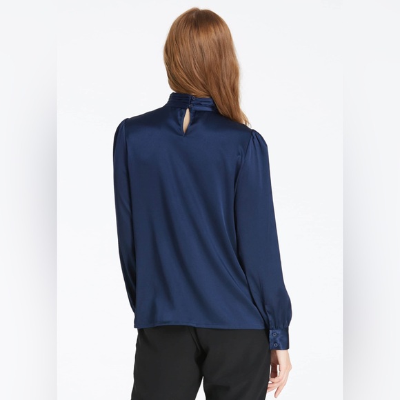 100% Silk Navy Blue Lilysilk Blouse - Picture 11 of 12